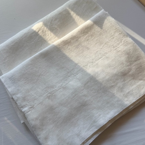 Quince Other - QUINCE Classic White 100% Italian Linen Standard Pillowcase Set of 2 NWOT